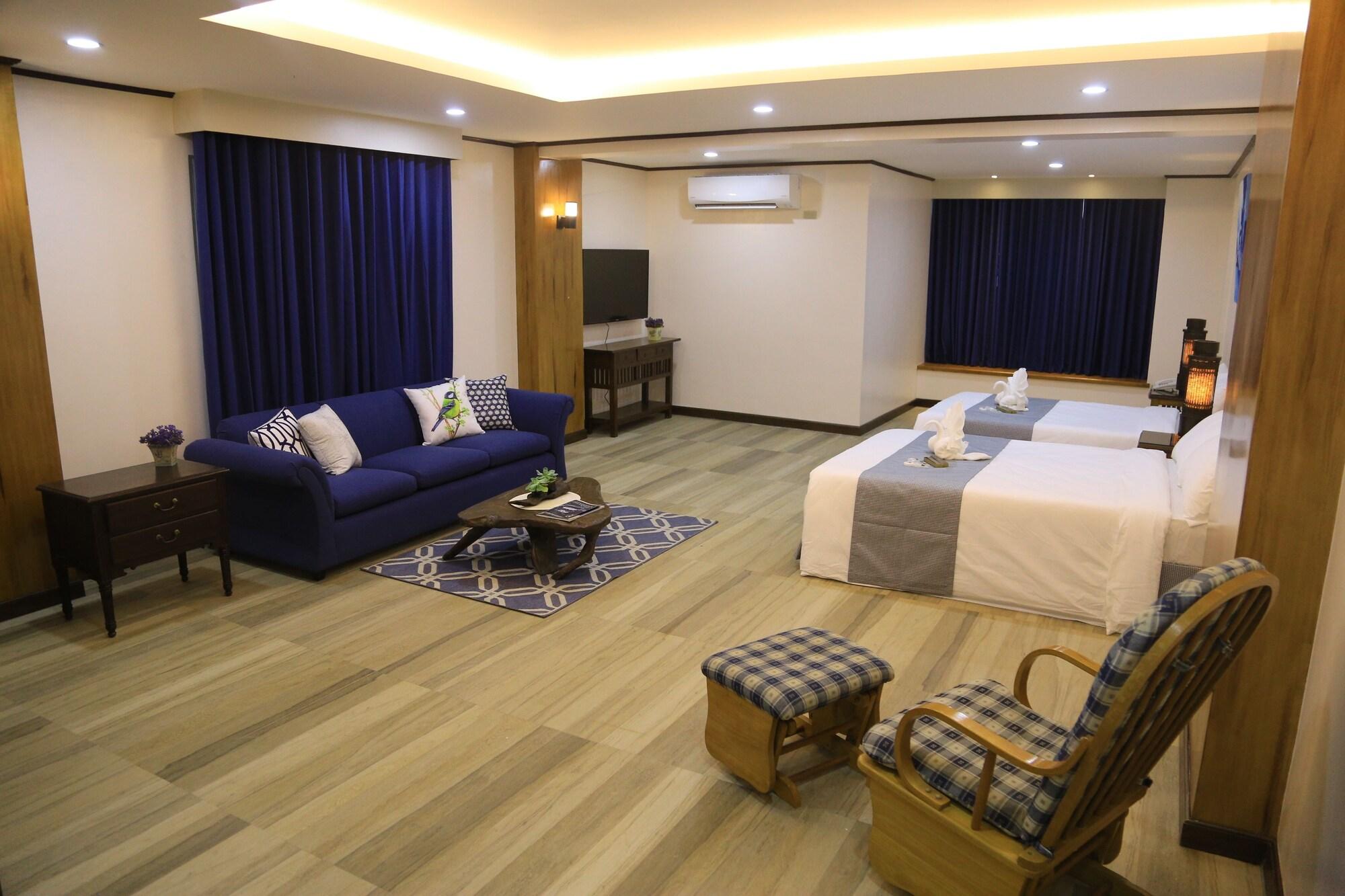 טגאיטאי The Lakeview Suites מראה חיצוני תמונה