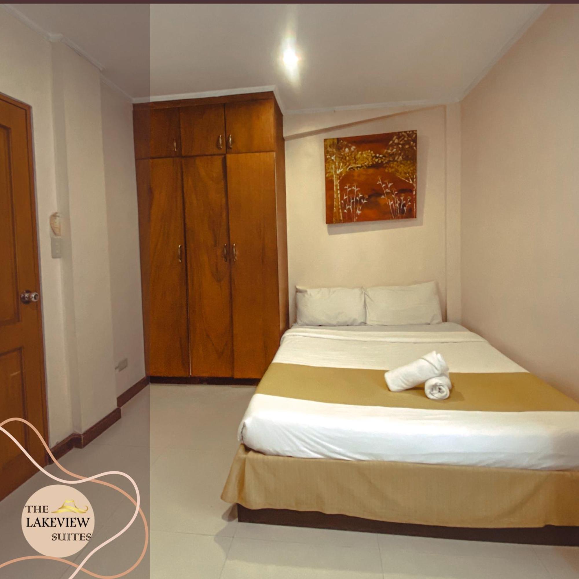 טגאיטאי The Lakeview Suites מראה חיצוני תמונה