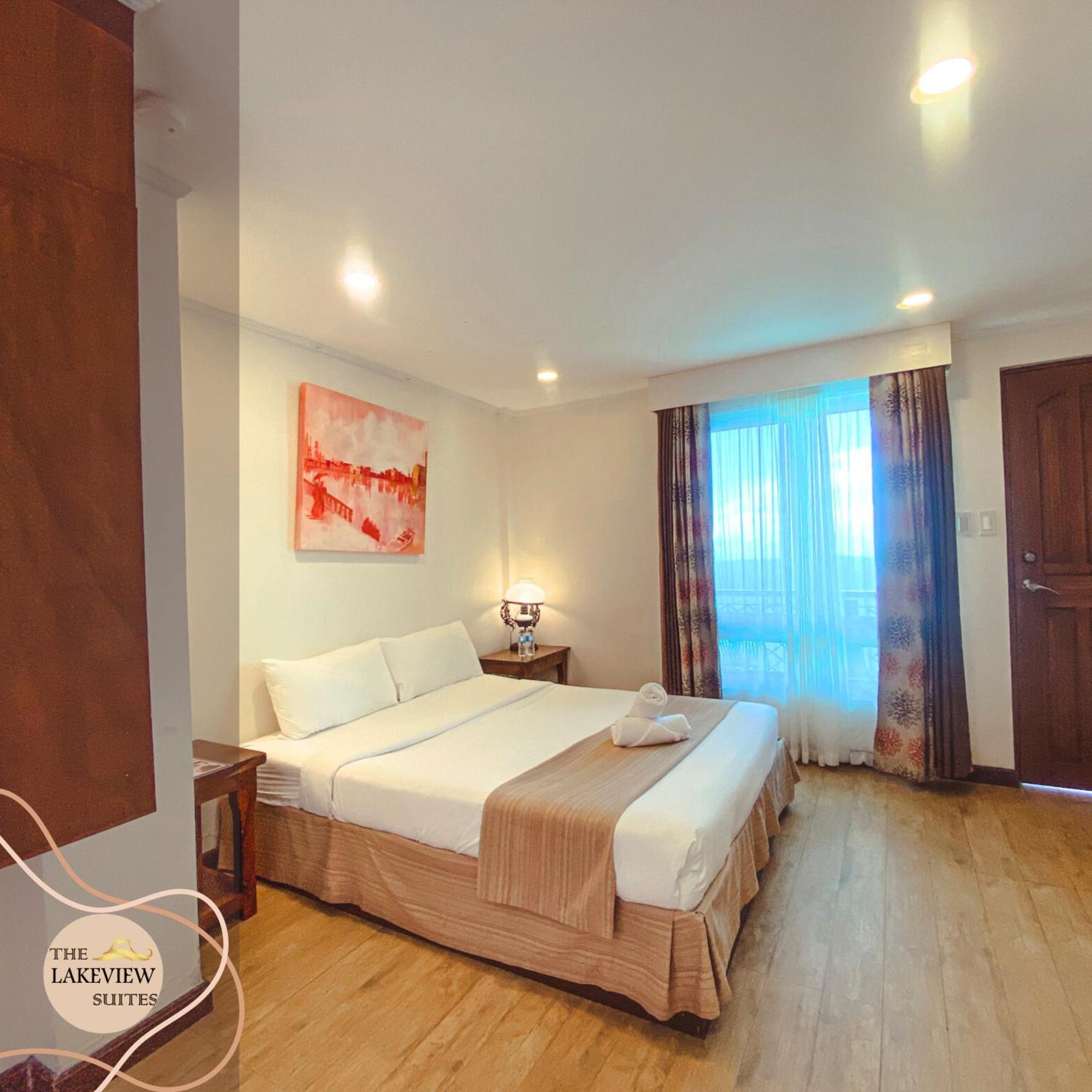 טגאיטאי The Lakeview Suites מראה חיצוני תמונה