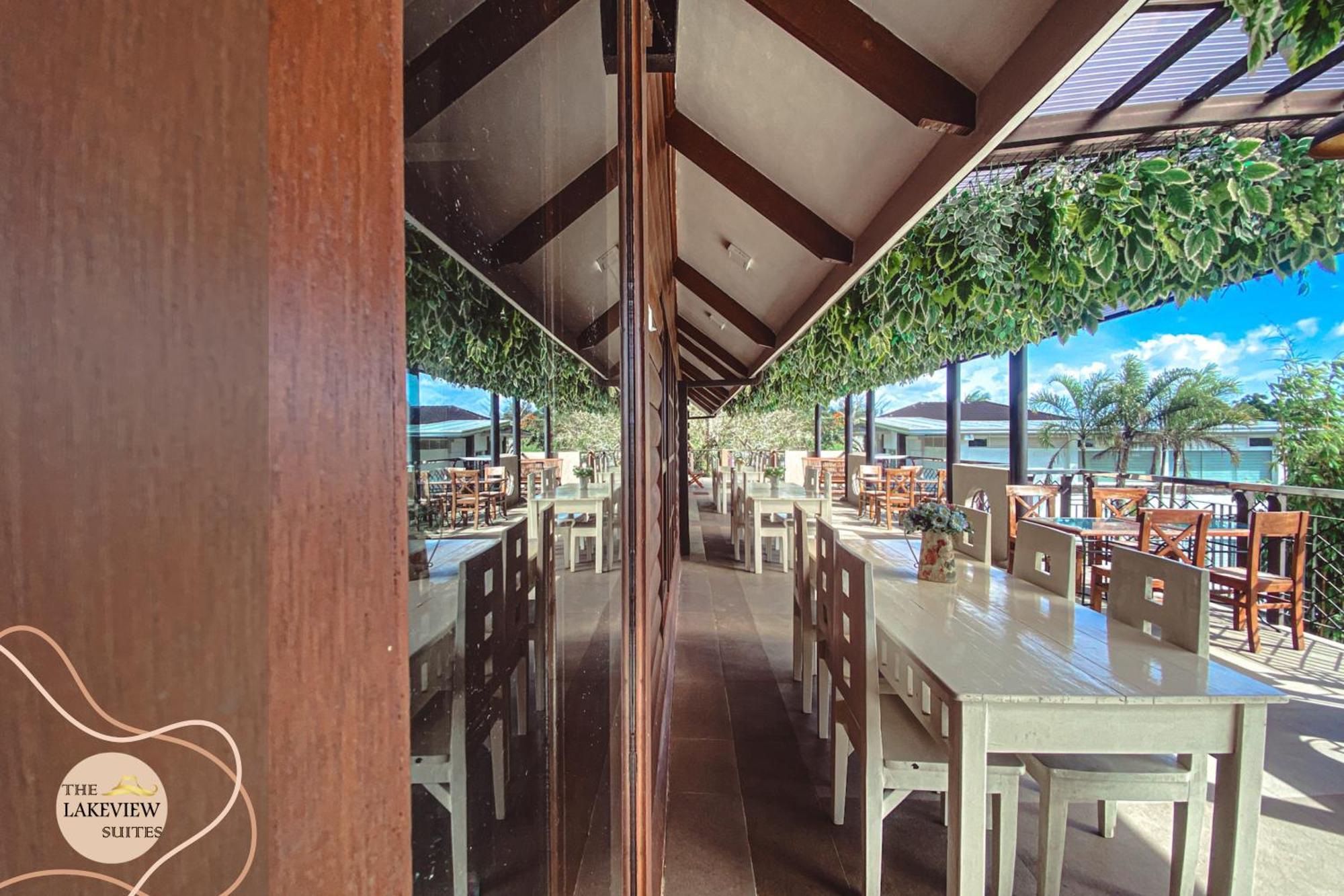 טגאיטאי The Lakeview Suites מראה חיצוני תמונה